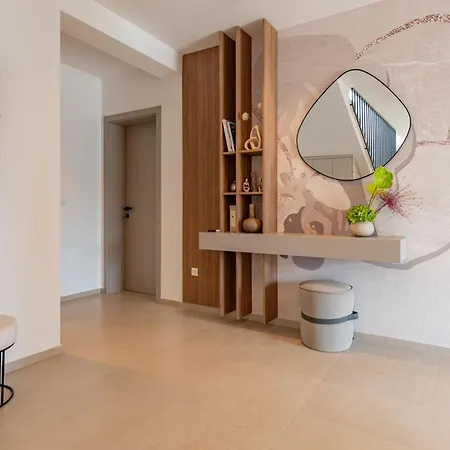 Modern 4br Private - Pool, Jacuzzi, Gaming 别墅
