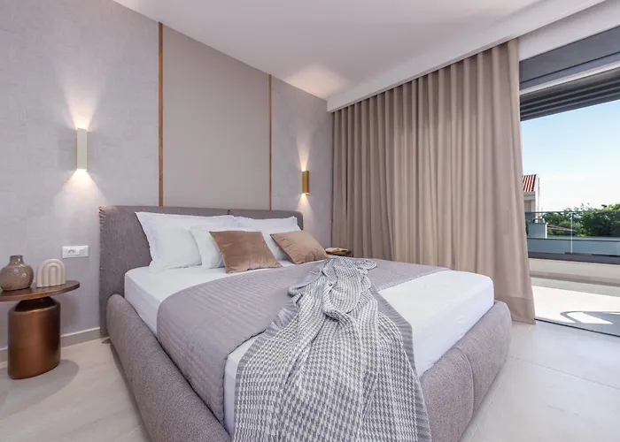 וילה Modern 4br Private - Pool, Jacuzzi, Gaming