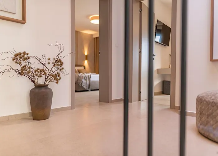 Modern 4br Private - Pool, Jacuzzi, Gaming וילה *
